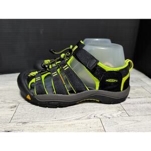 Keen Newport H2 Sandals Boys 4 Black Lime Green Quick Dry Waterproof & Washable